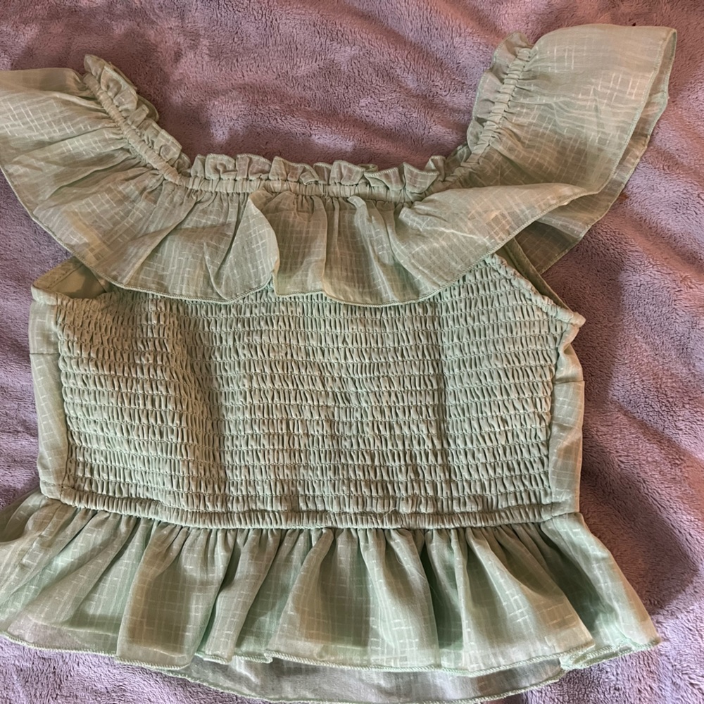 Women’s Spring Top - Picture 4 of 4